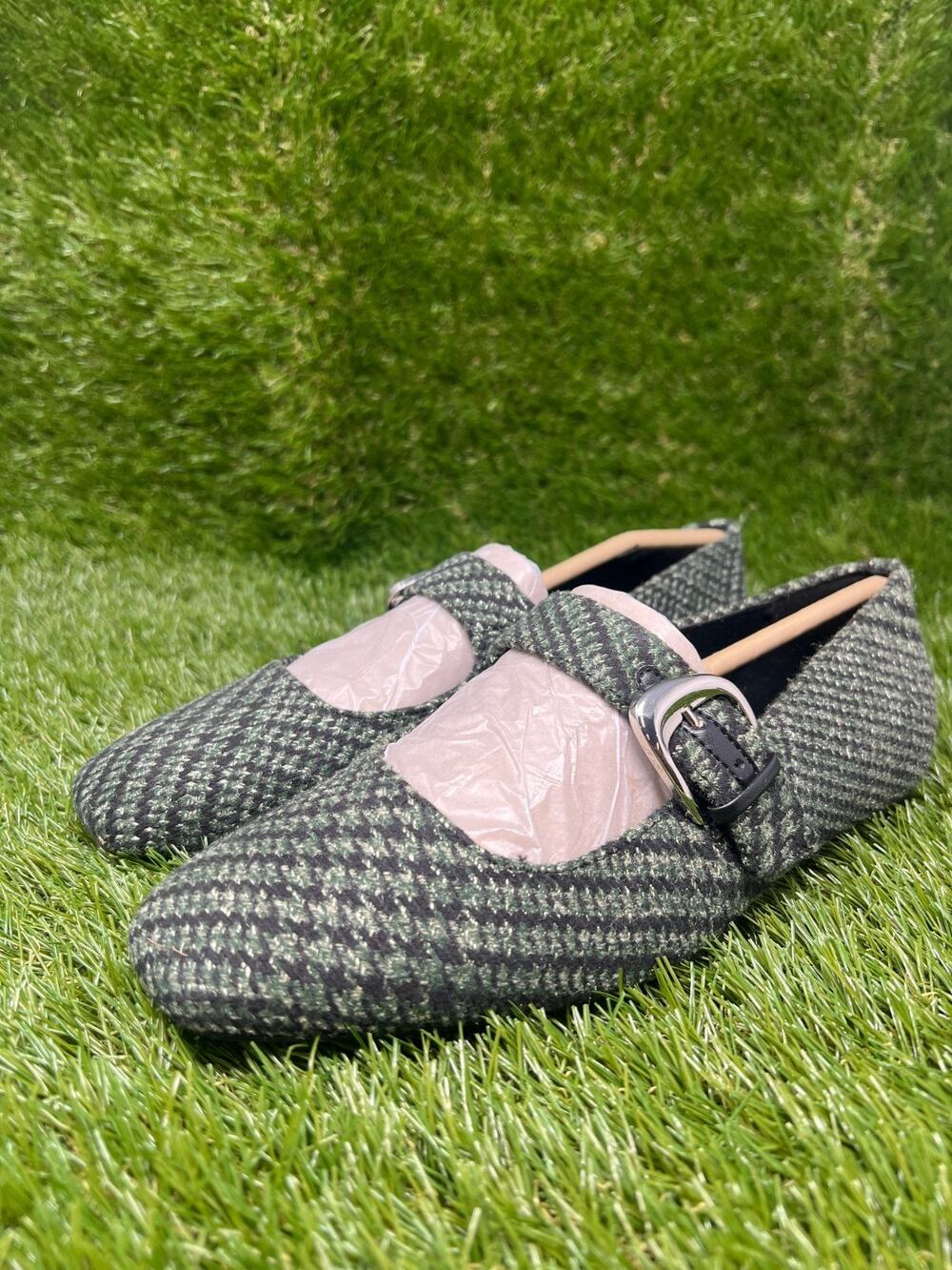 NWB Women's 6.5 Wide Naturalizer Cosmic Green Plaid Mary Jane Flats